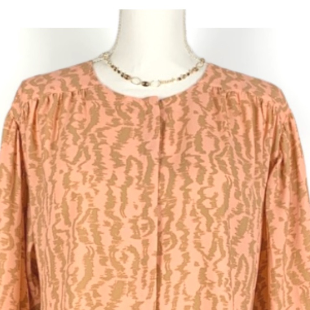 Elizabeth and James Peach Long Blouson Sleeve Placket Front Blouse size Medium - Picture 8 of 12